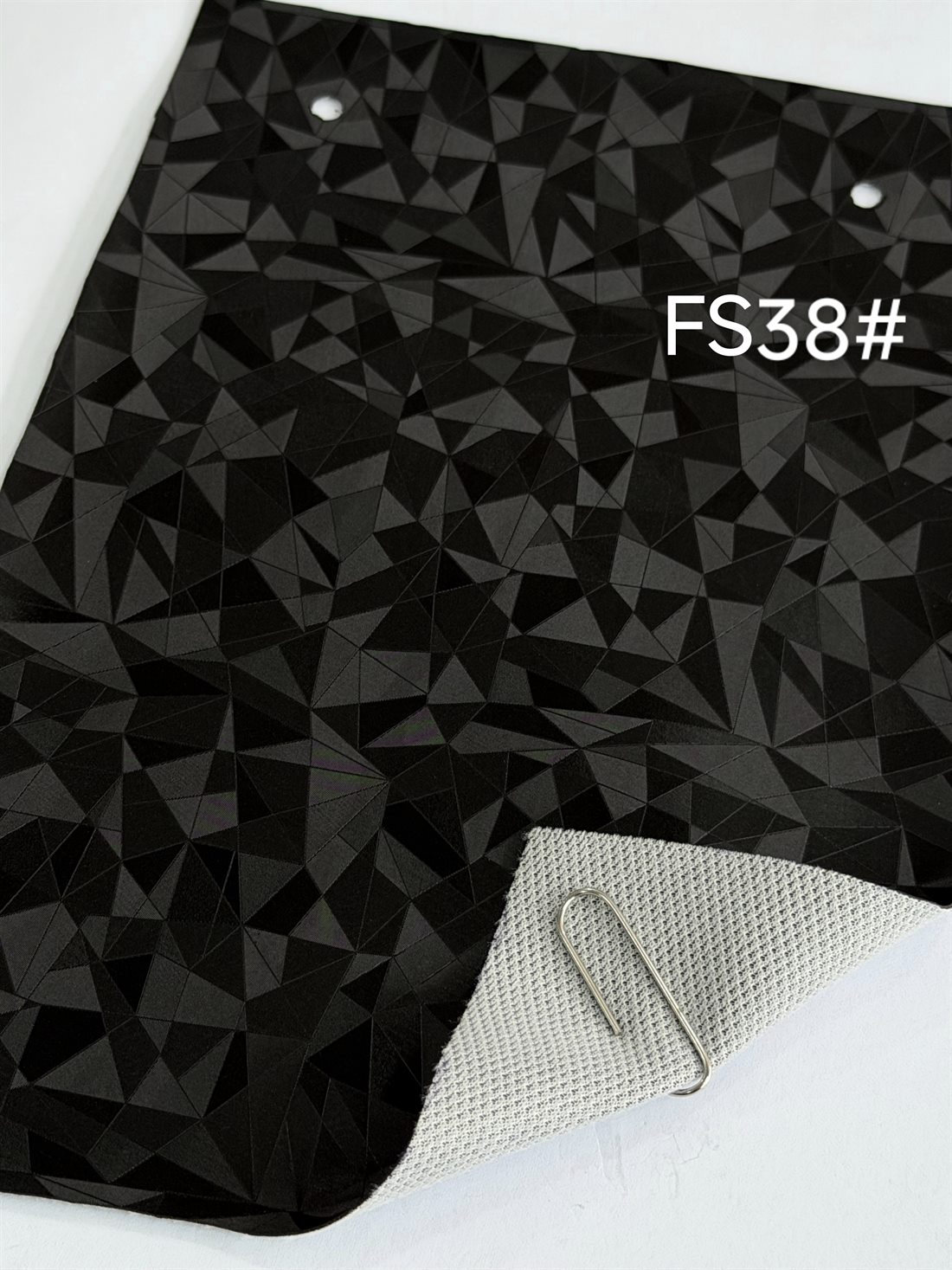FS38 Crystal facet